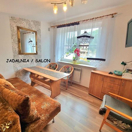 Apartament Kacperek, Willowa 4A - 2 Sypialnie, Salon - Dla Rodzinny 4-5 Os, Samo Centrum Szczyrk Exterior photo